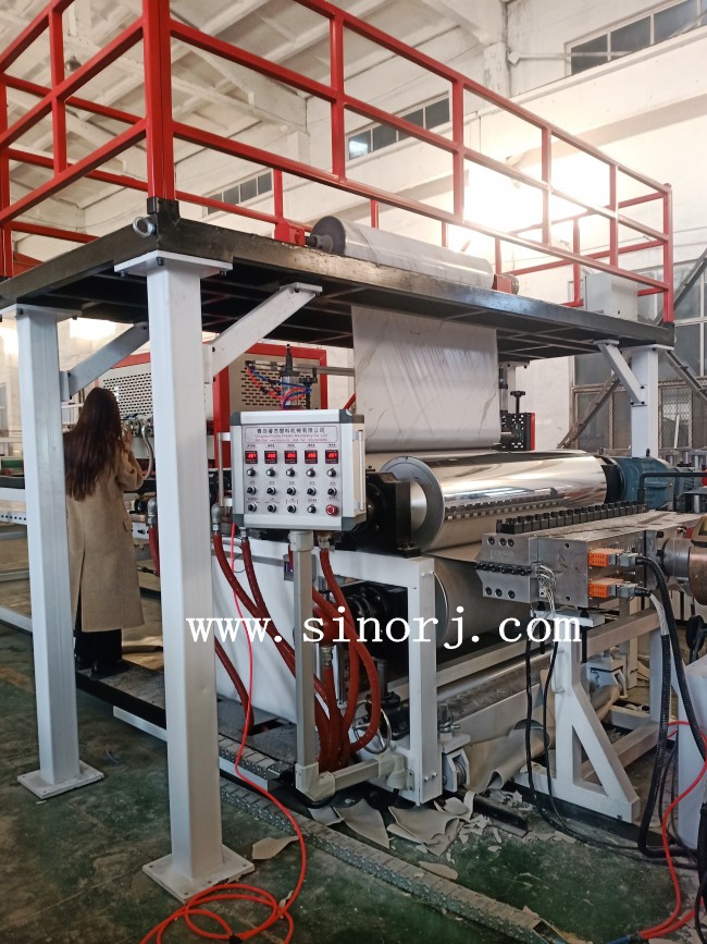 各種設(shè)備工廠試機(jī)中。。。UV板生產(chǎn)線、門板生產(chǎn)線、格柵板生產(chǎn)線、木飾面生產(chǎn)線。。。。。。